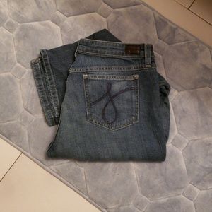 Juicy Couture Cropped Jeans